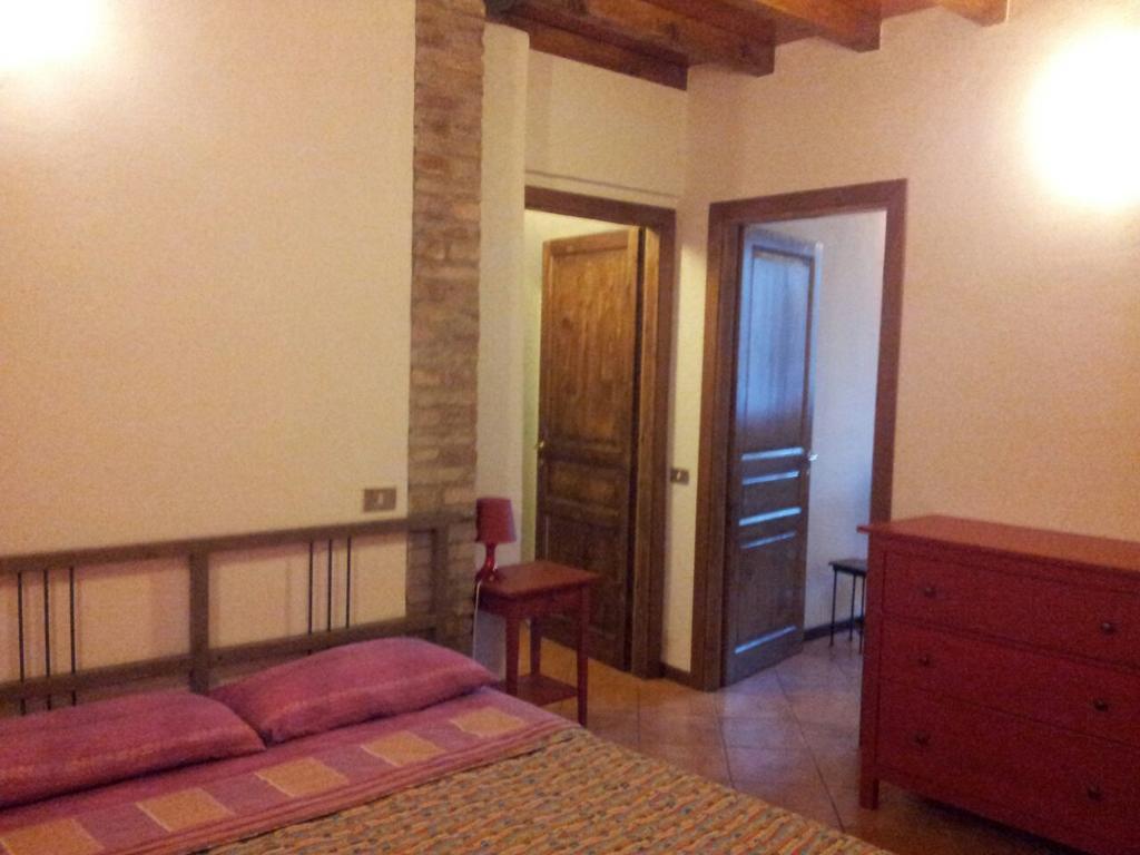 Via Toscana House Πάρμα Δωμάτιο φωτογραφία
