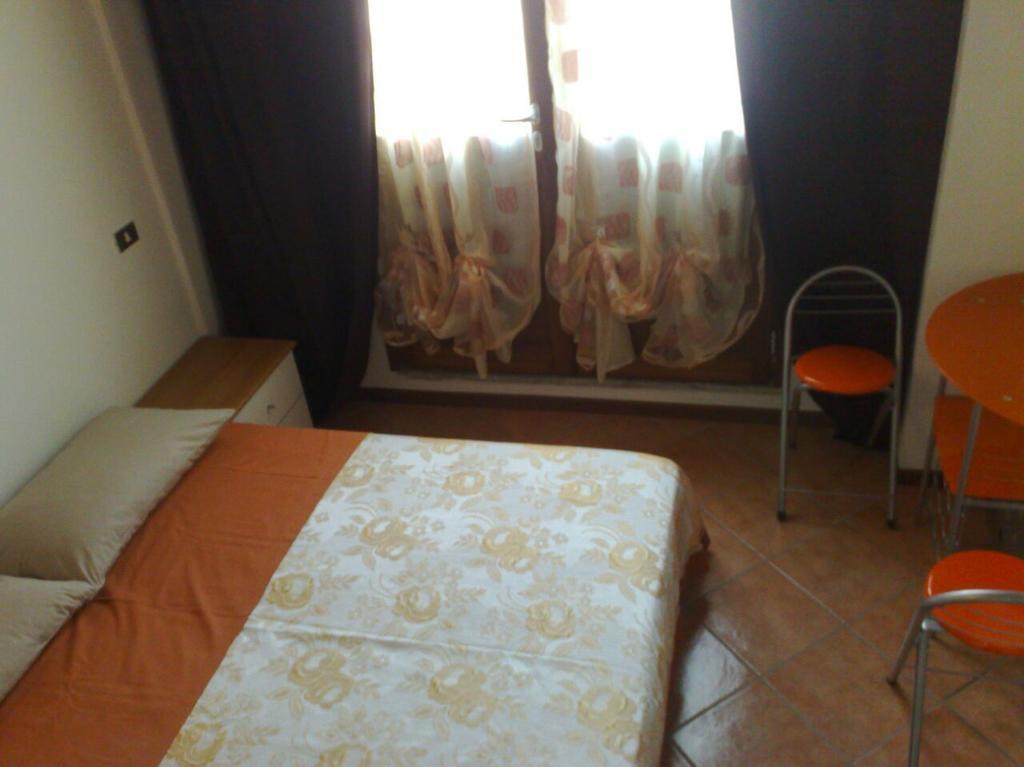 Via Toscana House Πάρμα Δωμάτιο φωτογραφία